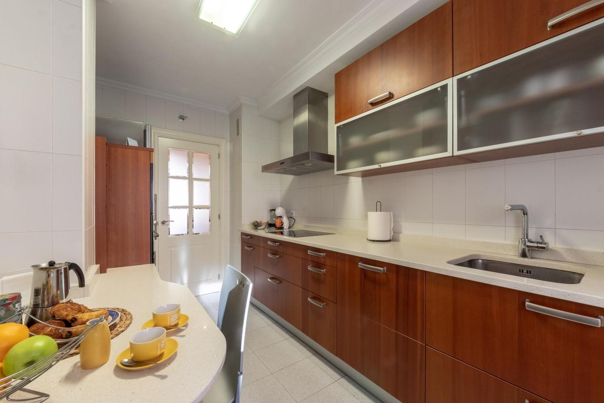 Grande Luminoso, Garaje, Arena, Casco Viejo Appartement *